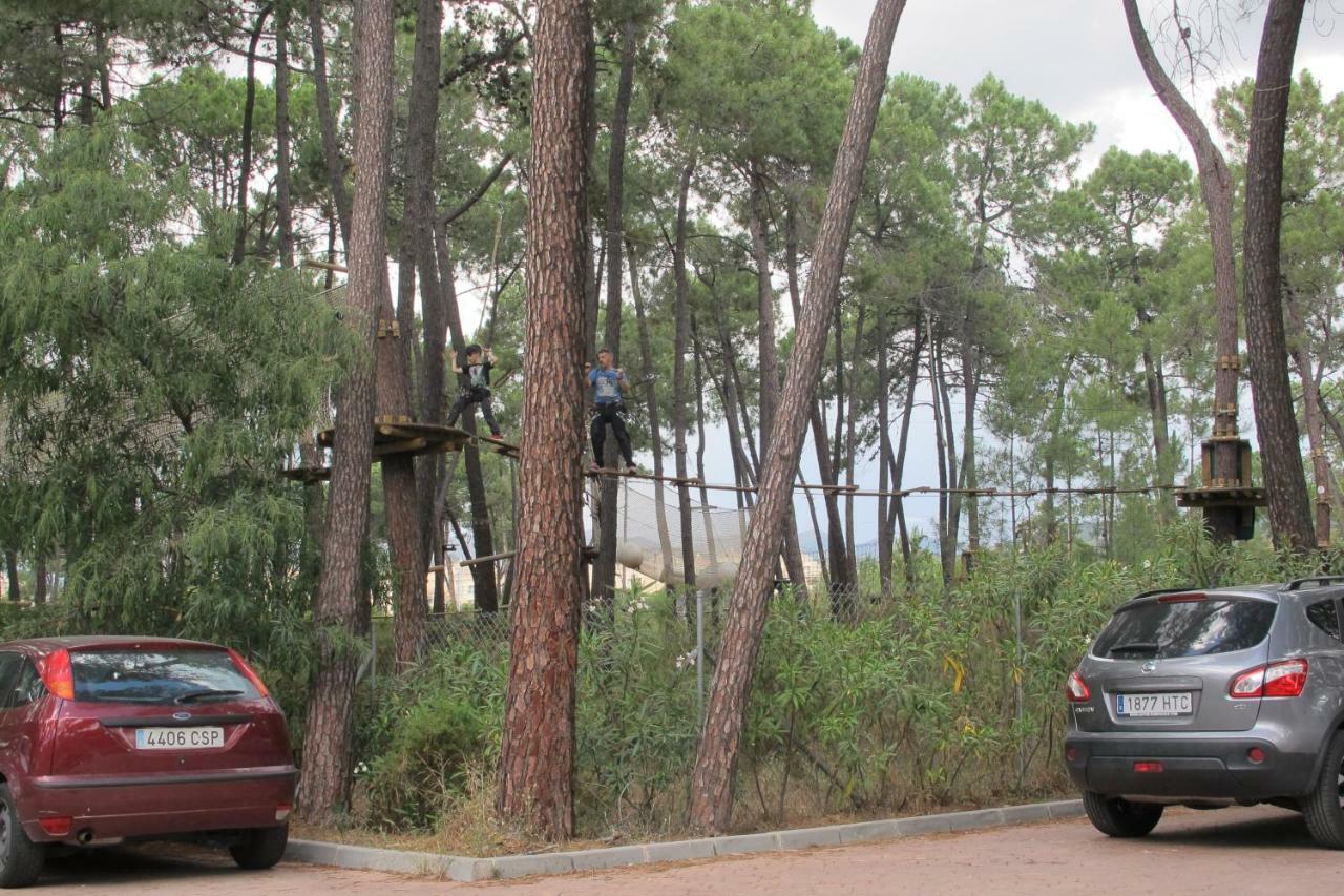 Apartamento En Los Patios De Santa Maria Golf Marbella Luaran gambar
