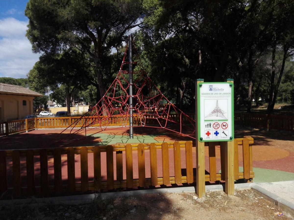 Apartamento En Los Patios De Santa Maria Golf Marbella Luaran gambar