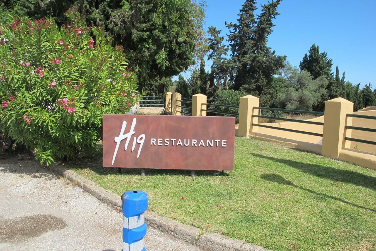 Apartamento En Los Patios De Santa Maria Golf Marbella Luaran gambar